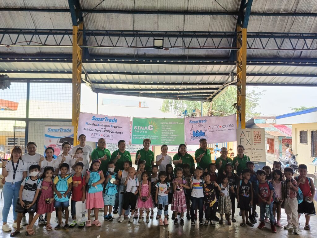 SmarTrade sponsored by ATFX in CSR featuring ipon challenged with the children of Sauyo, QC